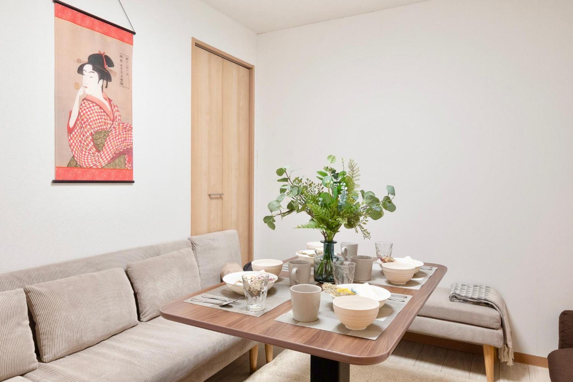 Tsudoi 集 - 5 Bed Rooms, Max 11, 2 Bath Rooms, 1hr To Kix, 30min To Namba, 2-bldg Connected Private House Appartement Ōsaka