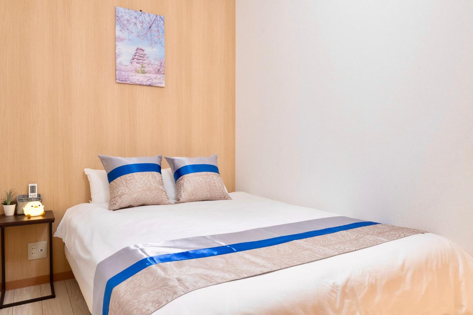 Appartement Tsudoi 集 - 5 Bed Rooms, Max 11, 2 Bath Rooms, 1hr To Kix, 30min To Namba, 2-bldg Connected Private House *