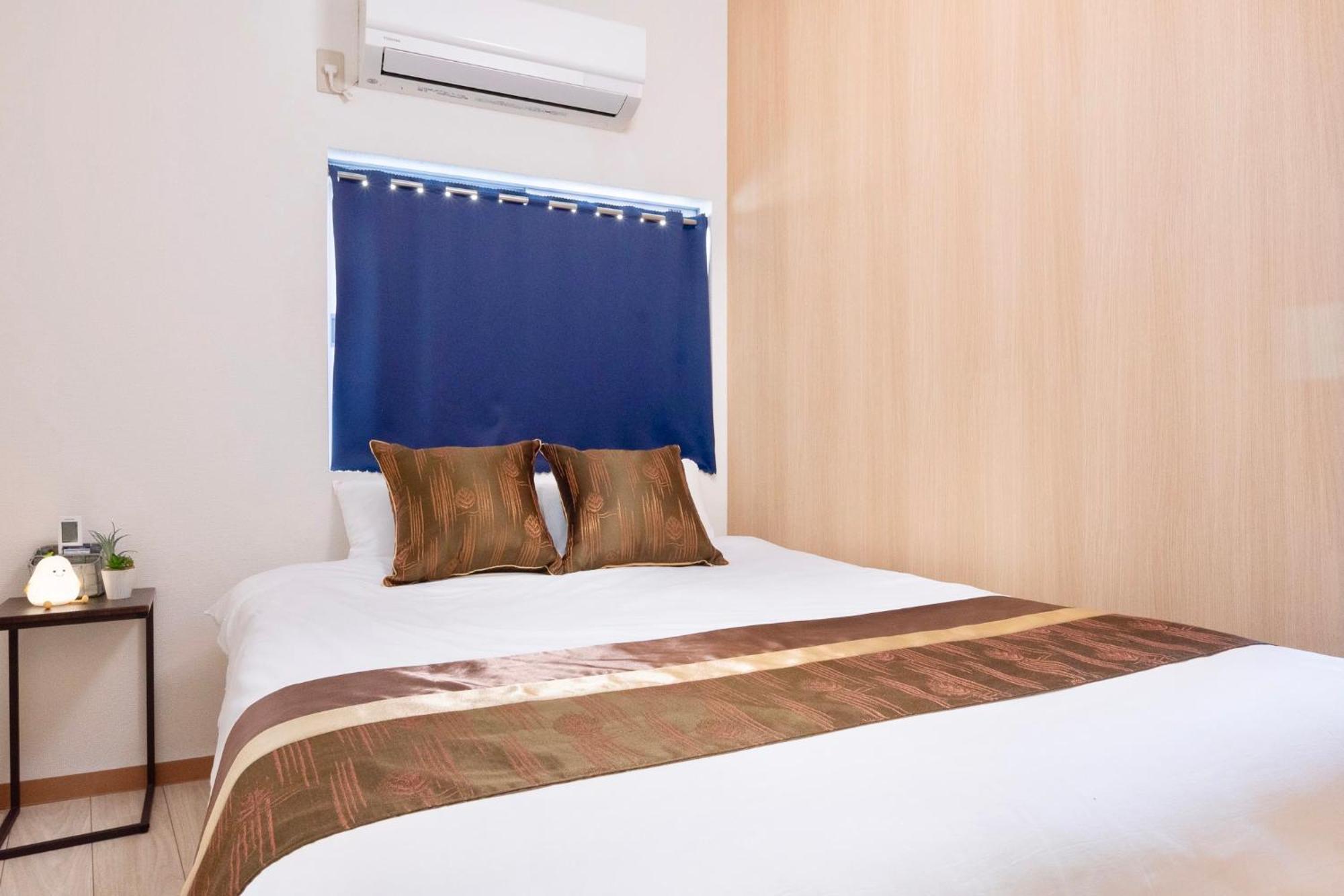 Appartement Tsudoi 集 - 5 Bed Rooms, Max 11, 2 Bath Rooms, 1hr To Kix, 30min To Namba, 2-bldg Connected Private House Ōsaka