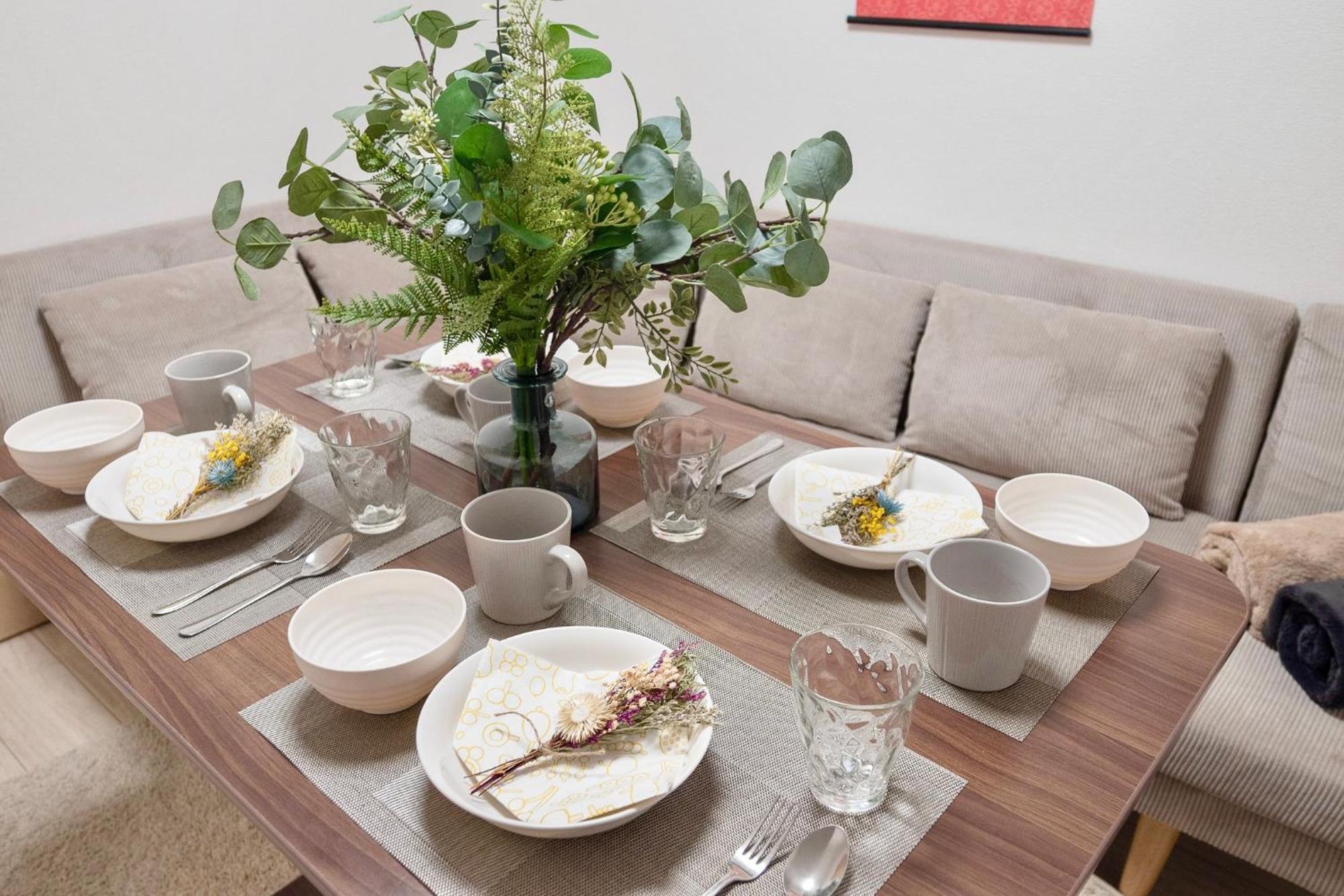 Tsudoi 集 - 5 Bed Rooms, Max 11, 2 Bath Rooms, 1hr To Kix, 30min To Namba, 2-bldg Connected Private House Ōsaka